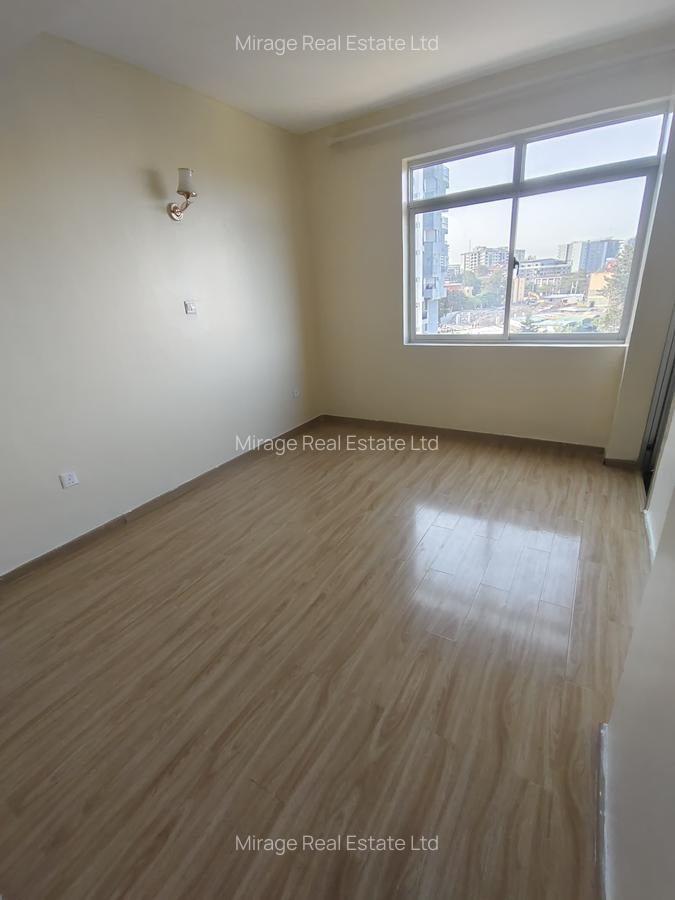 3 Bed Apartment with Gym in Kilimani - 5