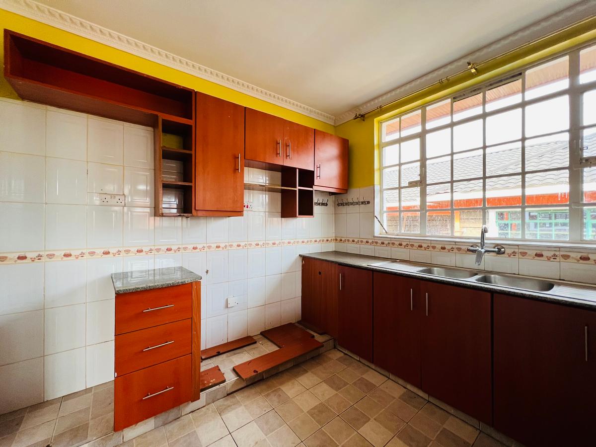 3 Bed House with En Suite at Kenyatta Road - 18