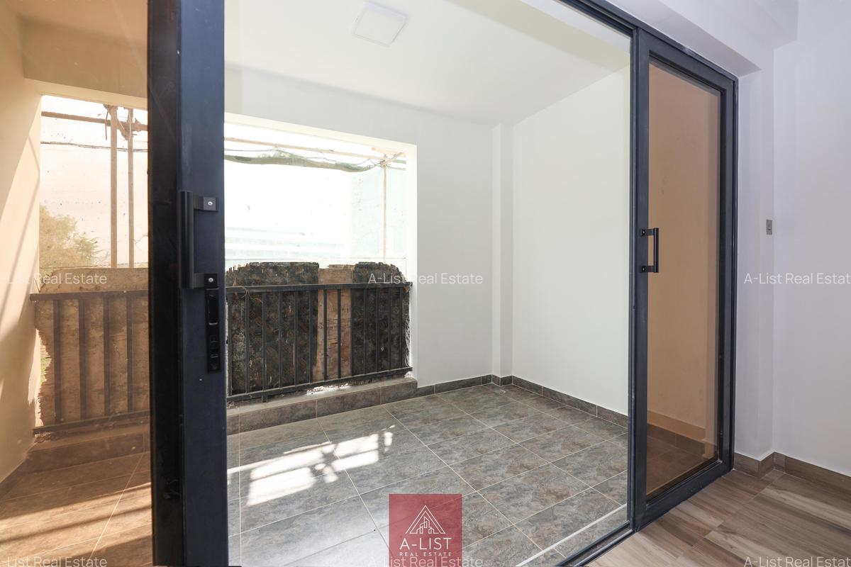 2 Bed Apartment with En Suite at Brookside Drive - 9