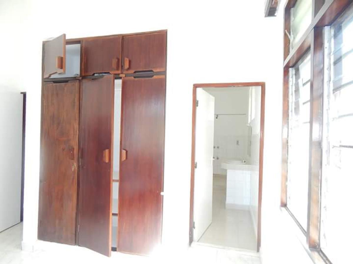 2 Bed Apartment with En Suite at Nyali - 5