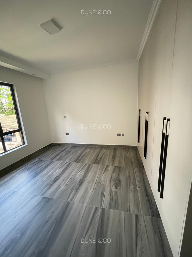 1 Bed Apartment with En Suite in Westlands Area - 15