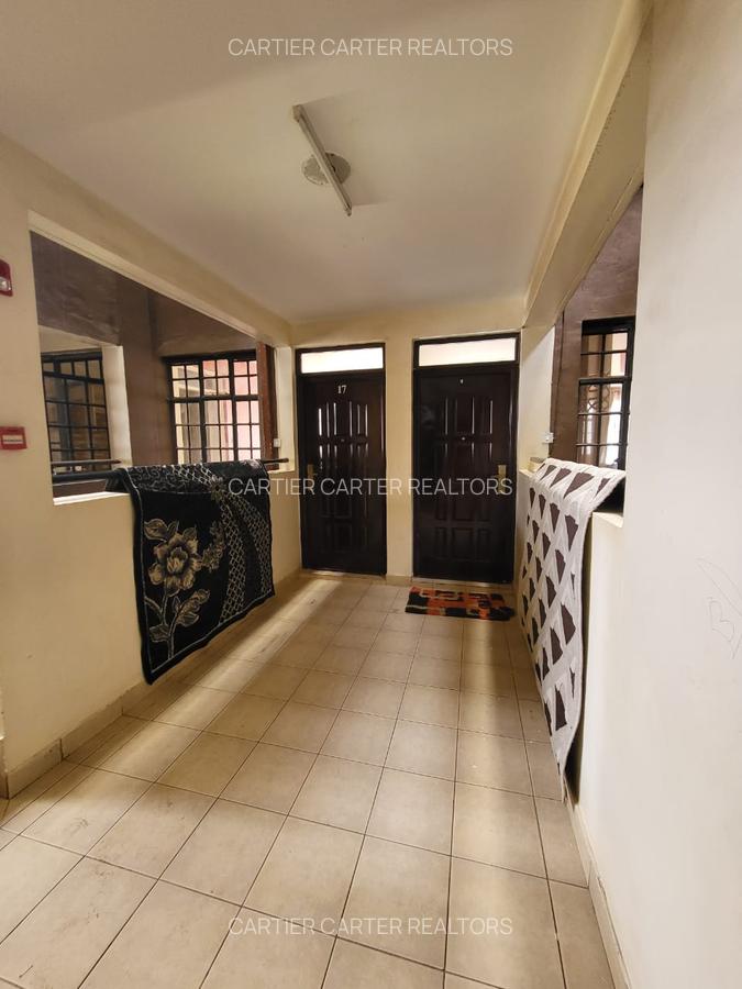 3 Bed Apartment with En Suite in Komarock - 8