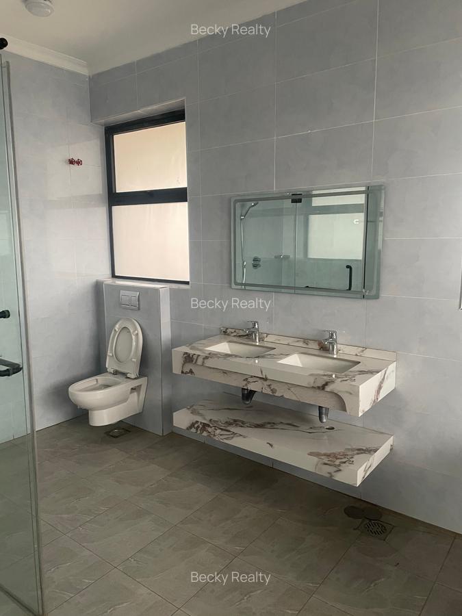 4 Bed House with En Suite in Tatu City - 11