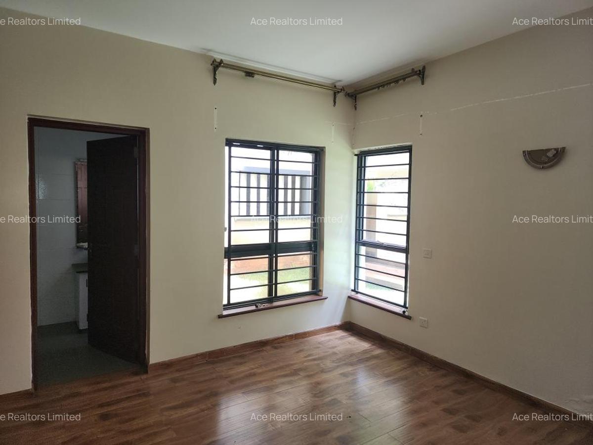 2 Bed Apartment with En Suite at Westlands Road - 9