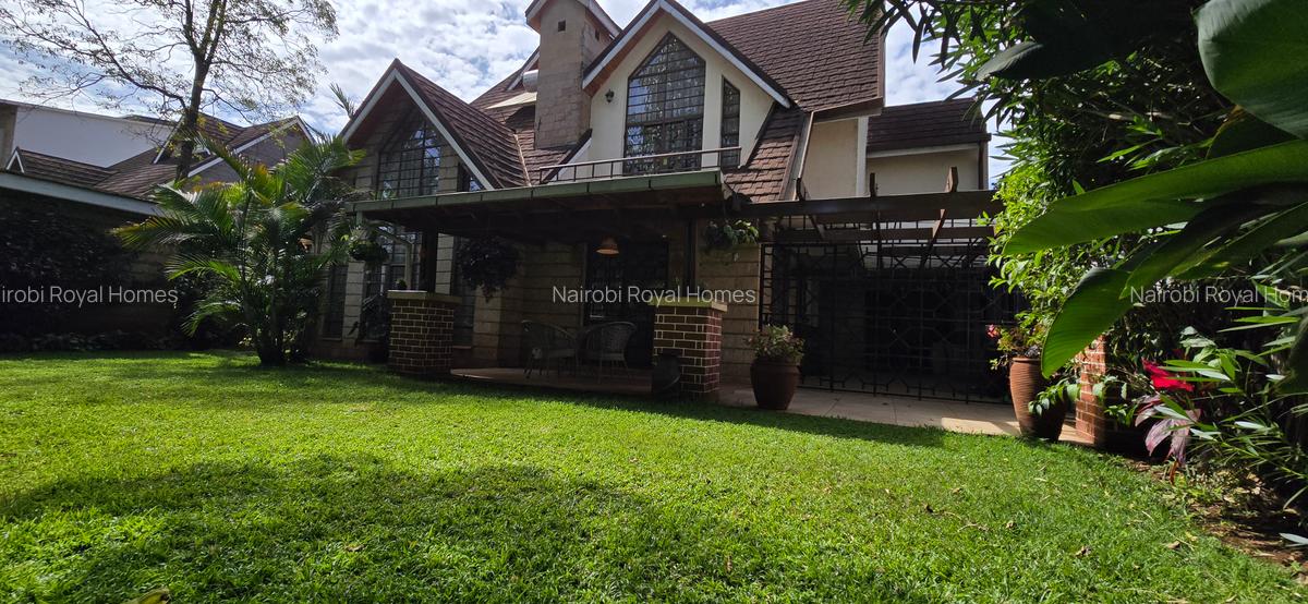 5 Bed Townhouse with En Suite at Lavington Green - 4