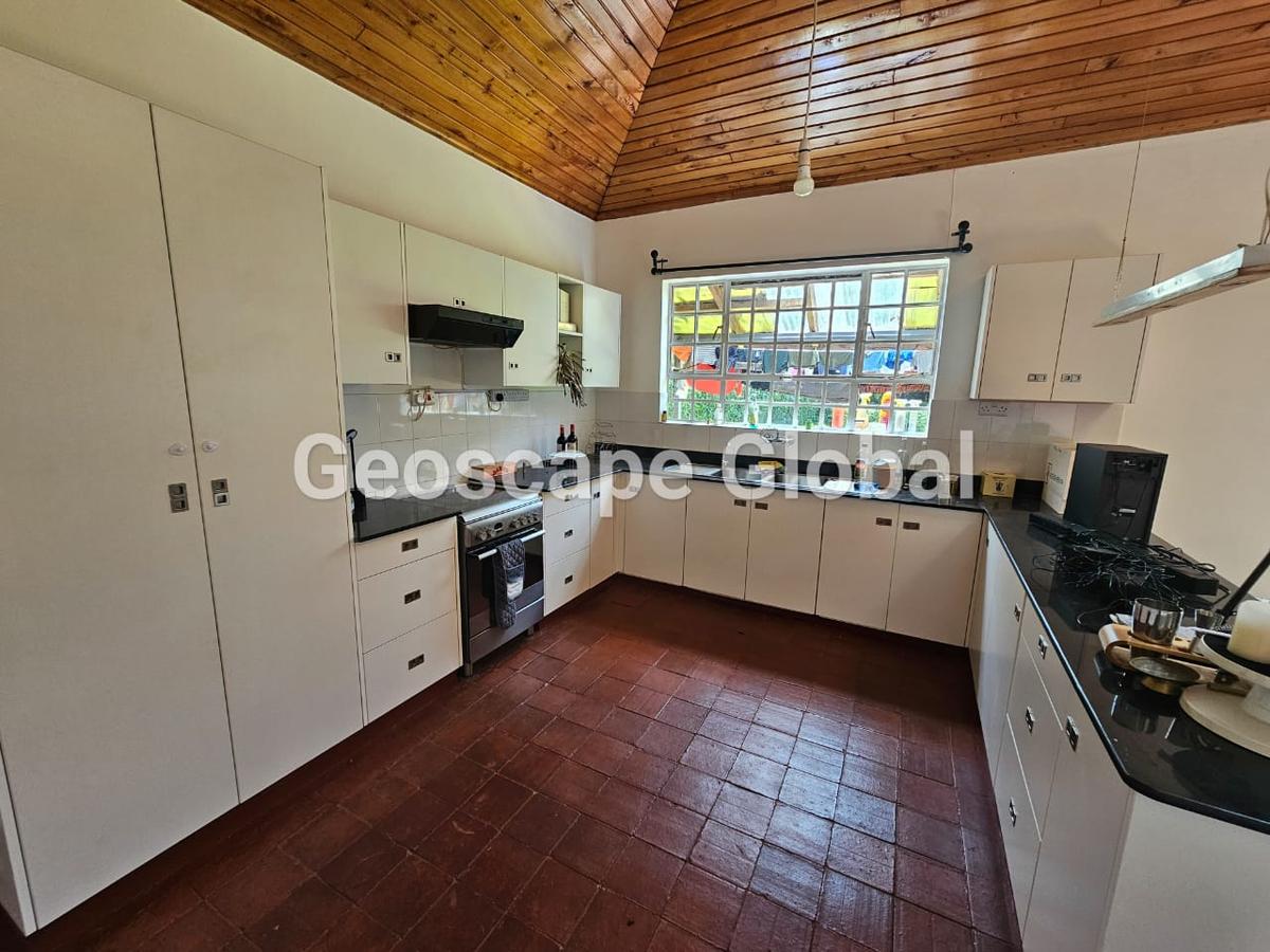 2 Bed House with En Suite in Runda - 3