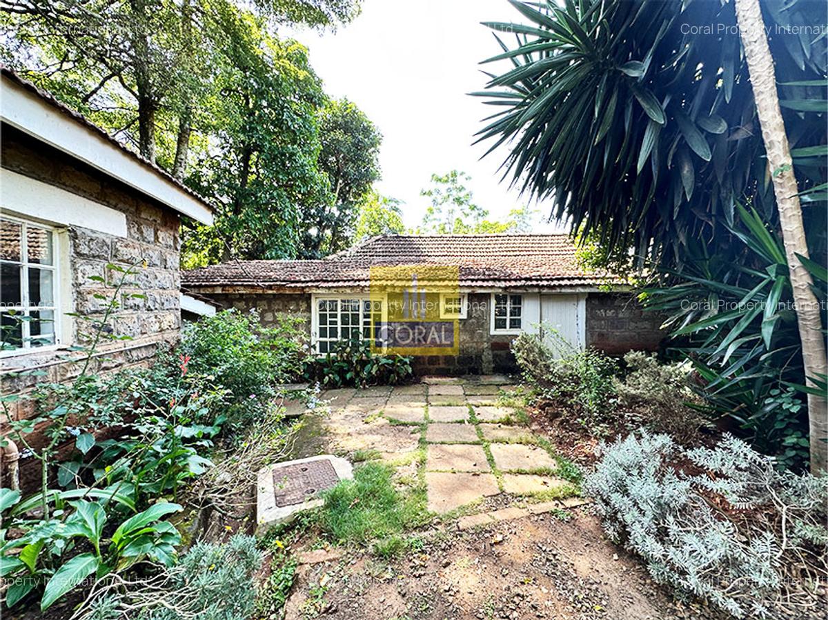 0.75 ac Land in Kitisuru - 2