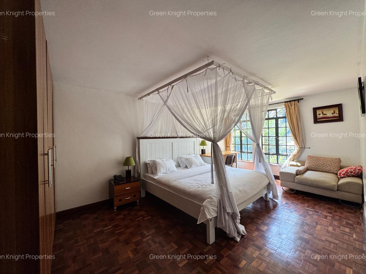 Serviced 2 Bed Apartment with En Suite in Lavington - 2