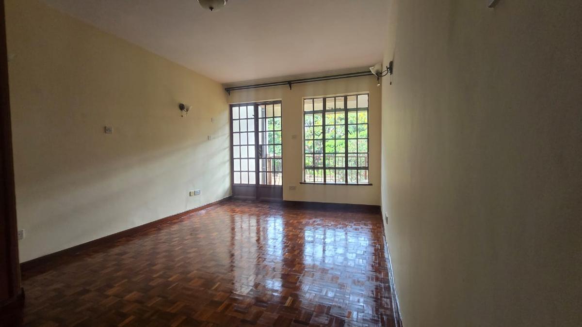 5 Bed Townhouse with En Suite in Lavington - 15