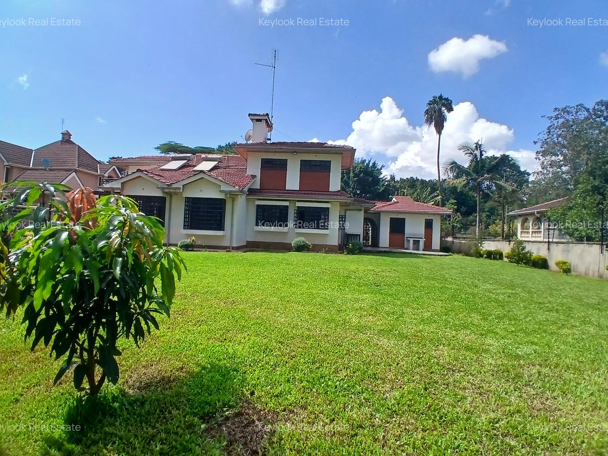 4 Bed House with En Suite at Lavington Green - 3