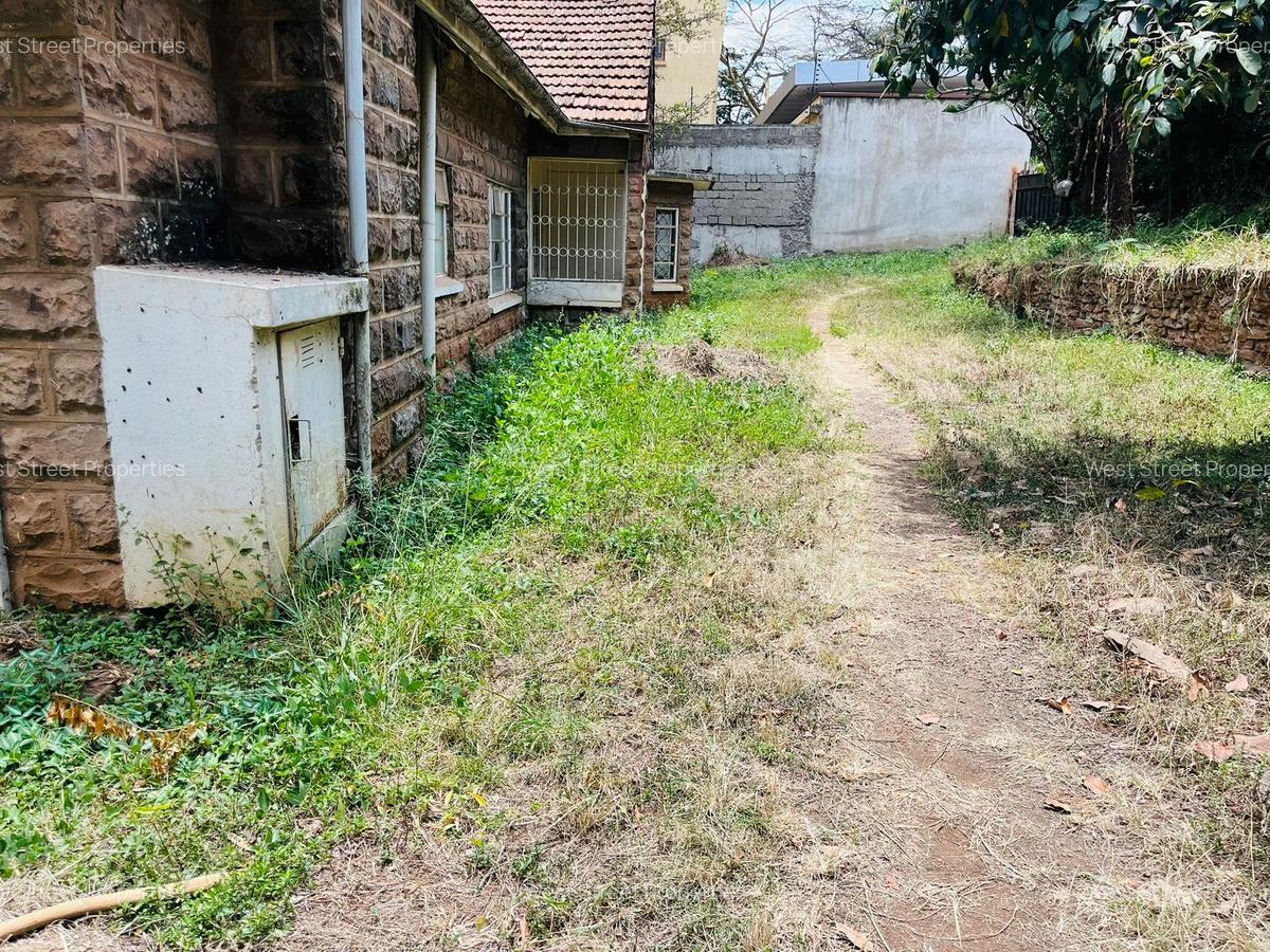 Commercial Property with Service Charge Included at Kilimani - 5
