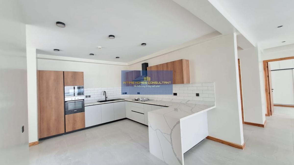 4 Bed Apartment with En Suite in Spring Valley - 7