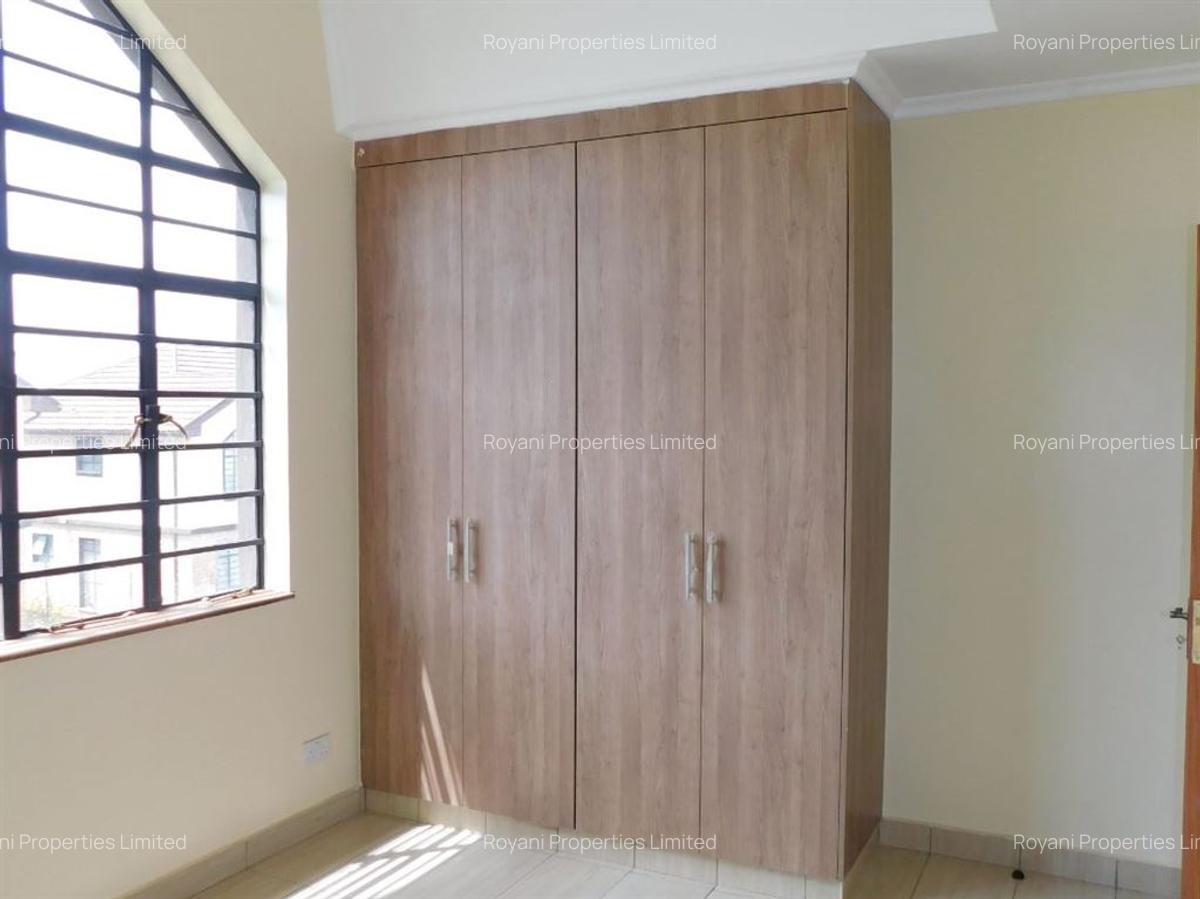 4 Bed House with En Suite at Eden Ville Estate Opposite Five Star Meadows - 11