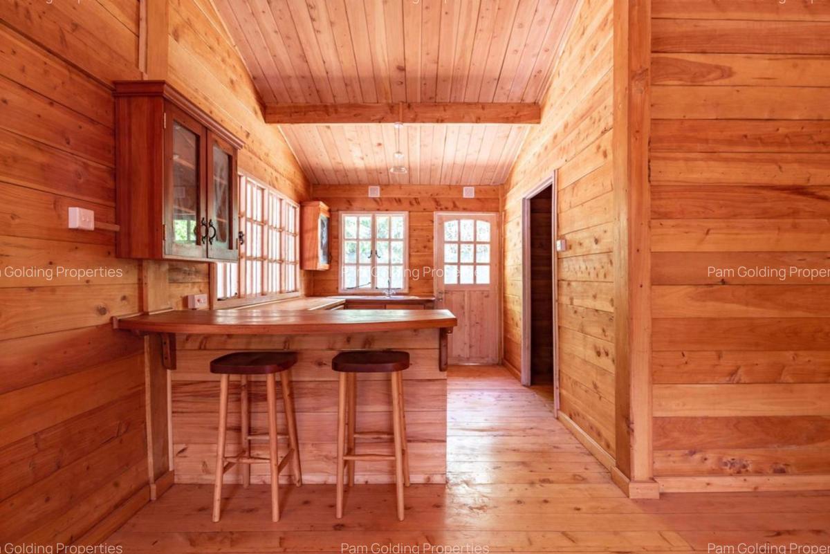 2 Bed House with En Suite in Karen - 12