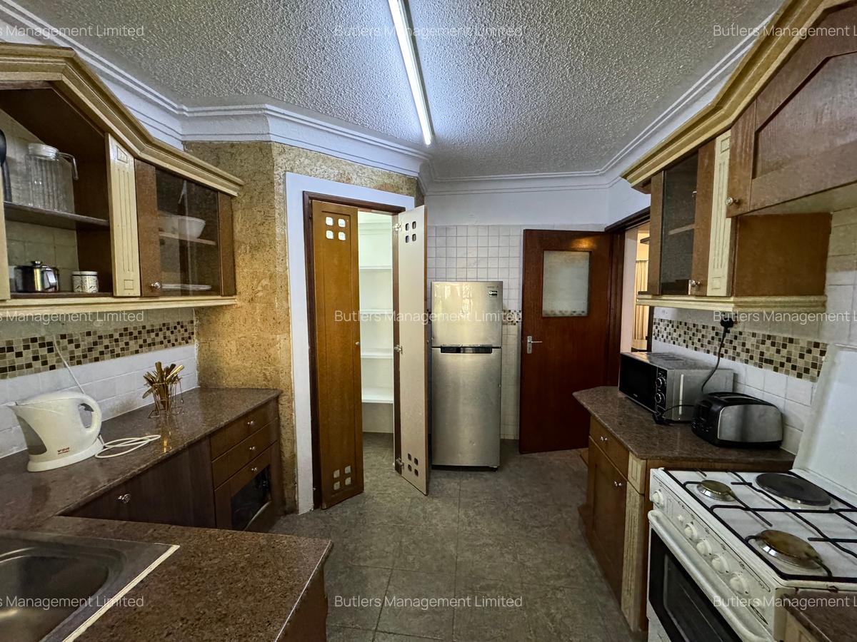 Serviced 2 Bed Apartment with En Suite in Brookside - 7