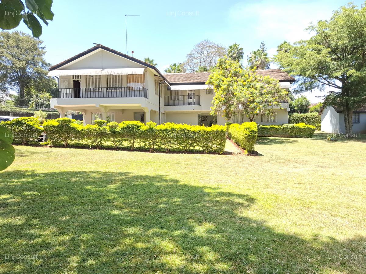 4 Bed Villa with En Suite in Nyari - 3