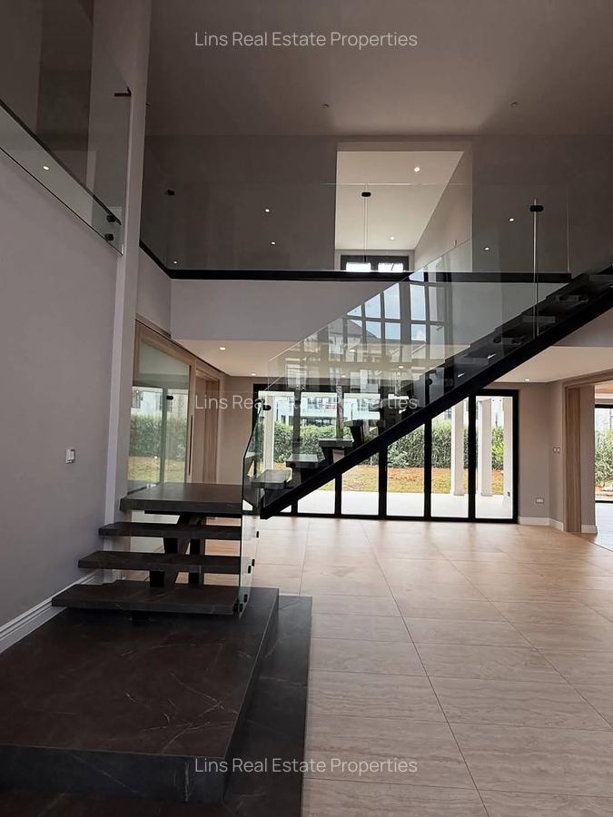 4 Bed Townhouse with En Suite in Runda - 20