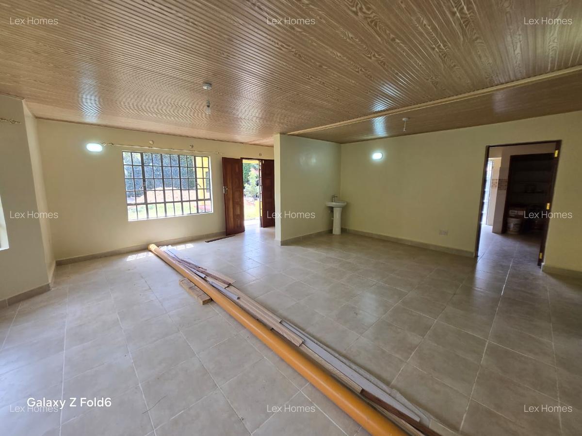 3 Bed House with En Suite at Rimpa - 5