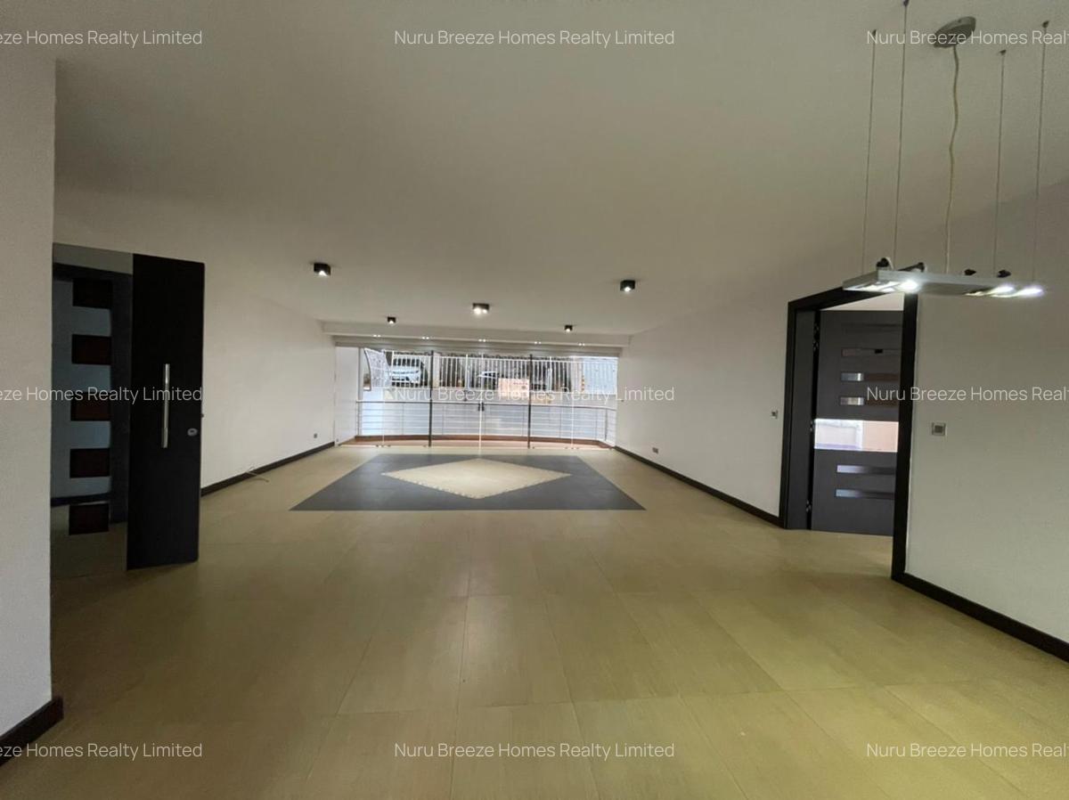 3 Bed Apartment with En Suite in Riverside - 14