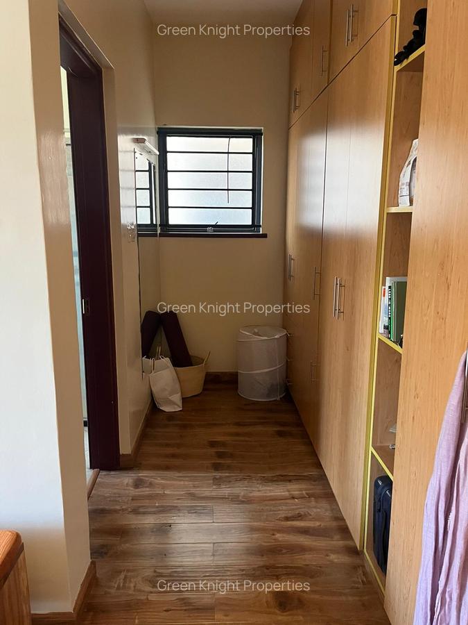 Serviced 2 Bed Apartment with En Suite in Westlands Area - 11