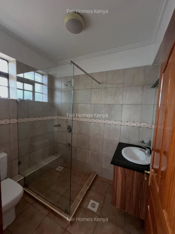 5 Bed Townhouse with En Suite at Kitisuru - 14