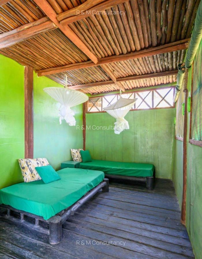 5 Bed House with En Suite in Watamu - 8
