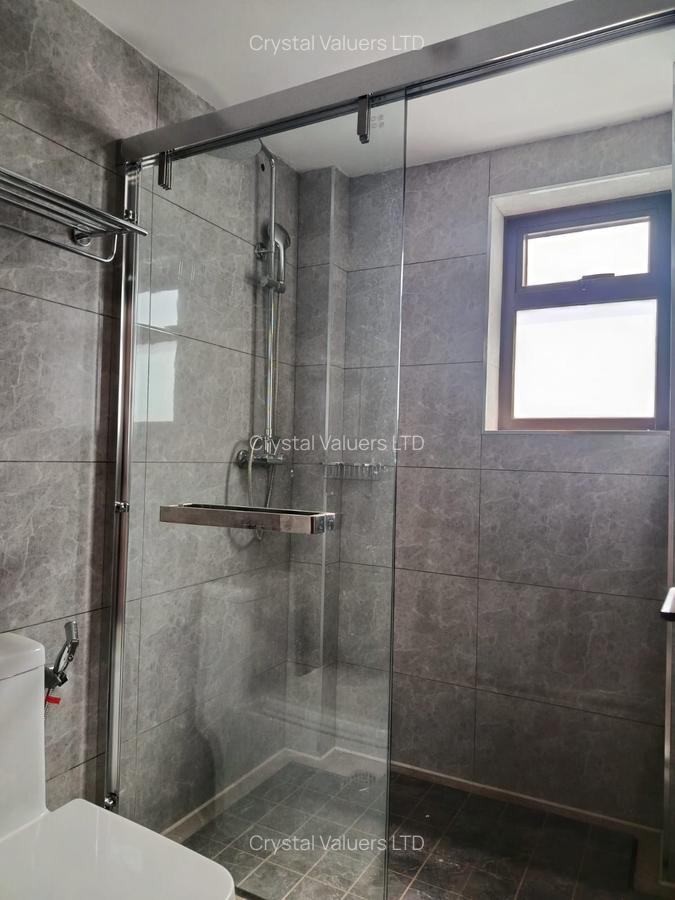 3 Bed Apartment with En Suite in Riverside - 8