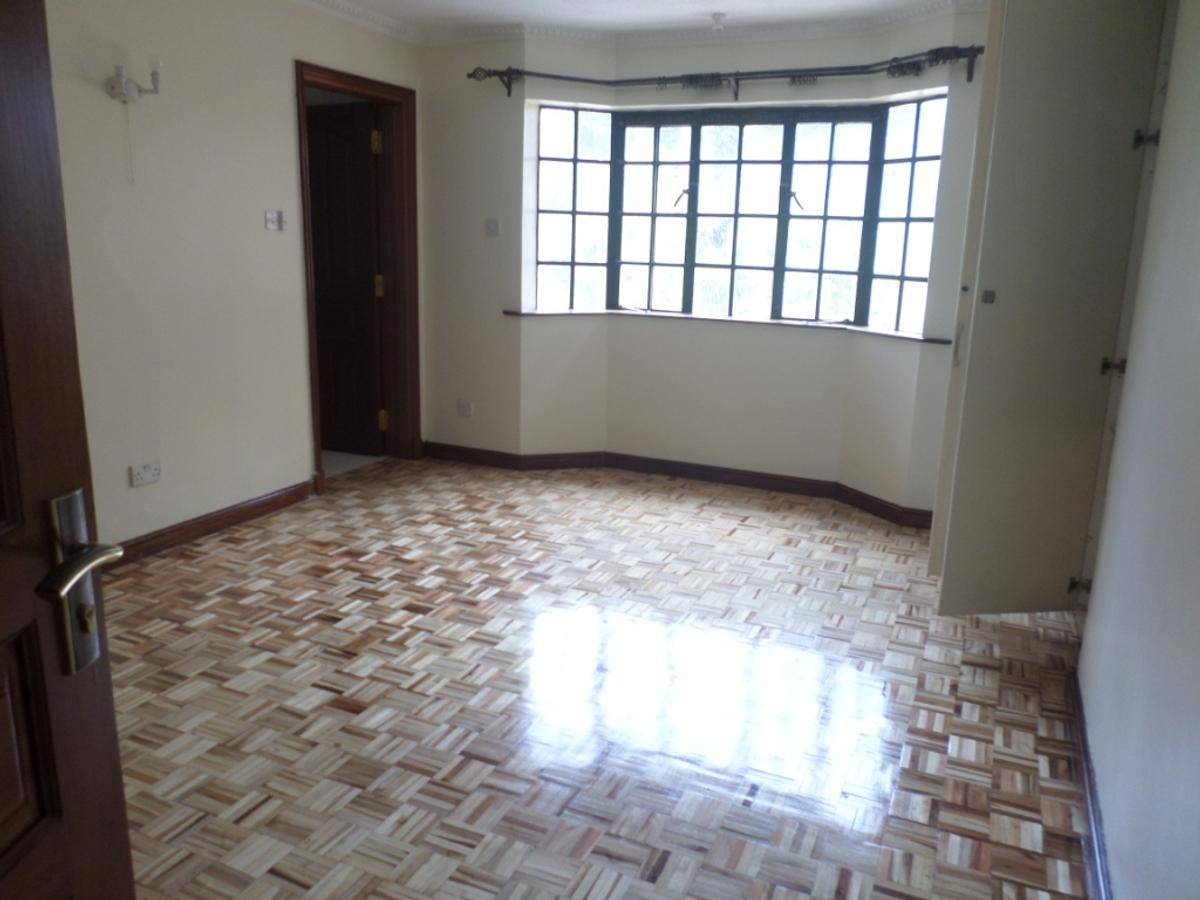 3 Bed Apartment with En Suite at Kilimani - 15