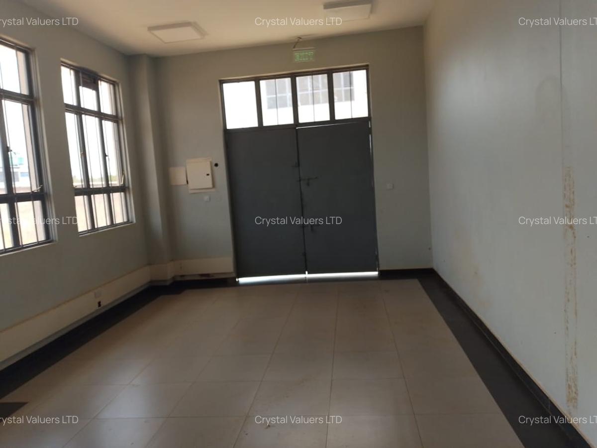 Warehouse with Service Charge Included in Tatu City - 5