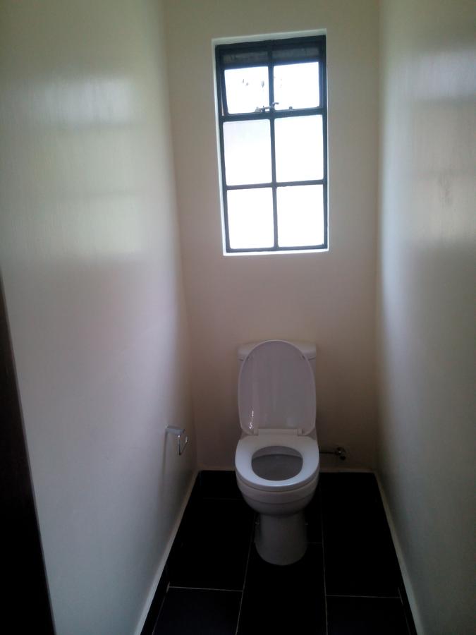 2 Bed Apartment with En Suite at Parklands - 5
