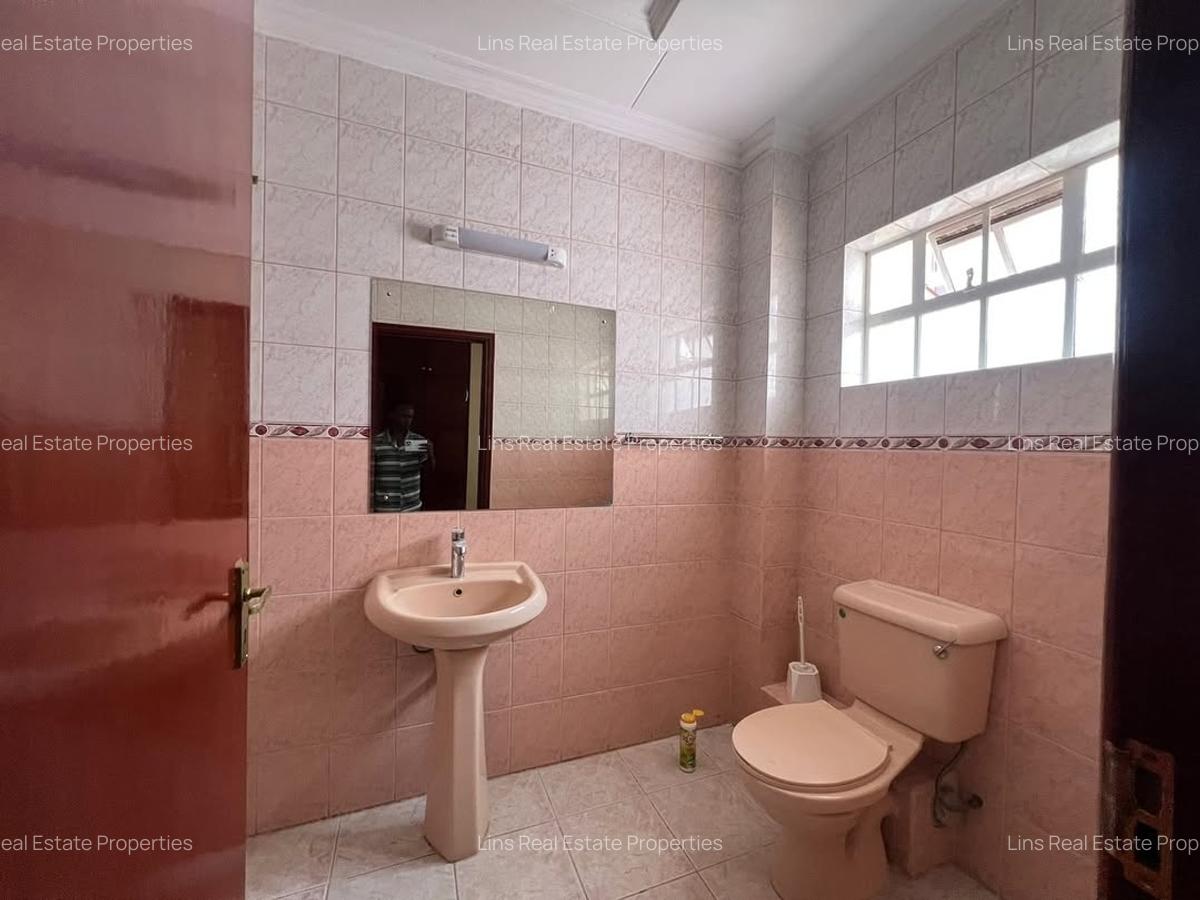 4 Bed Townhouse with En Suite in Lavington - 11