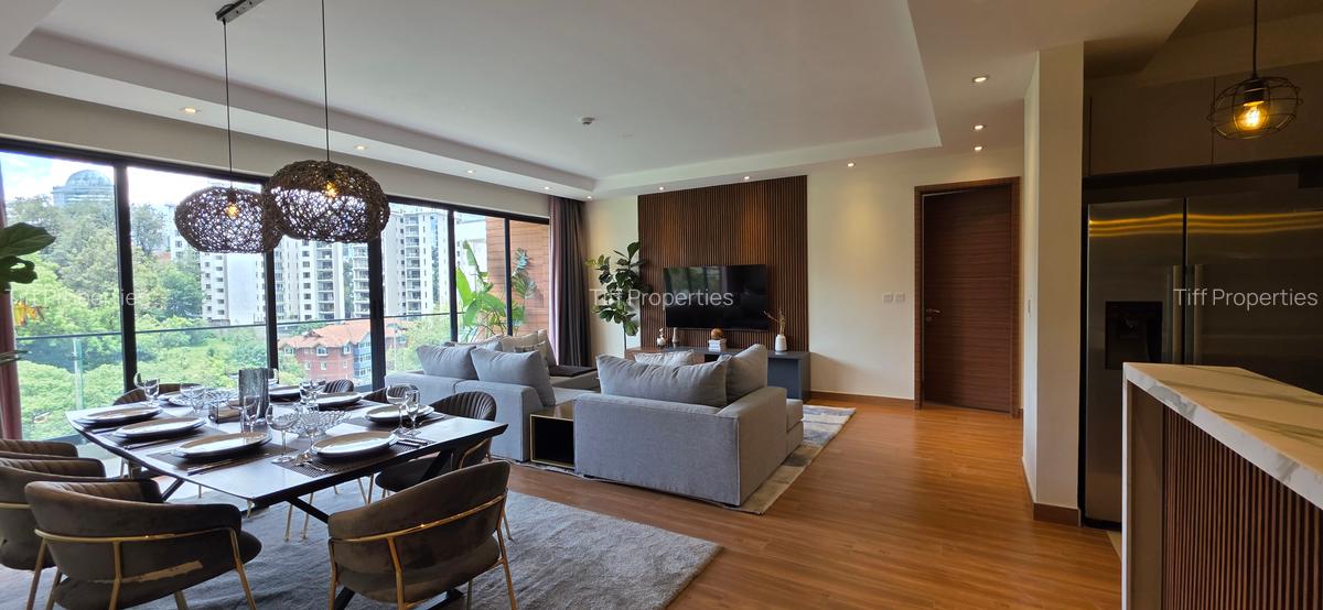 3 Bed Apartment in Riverside - 2