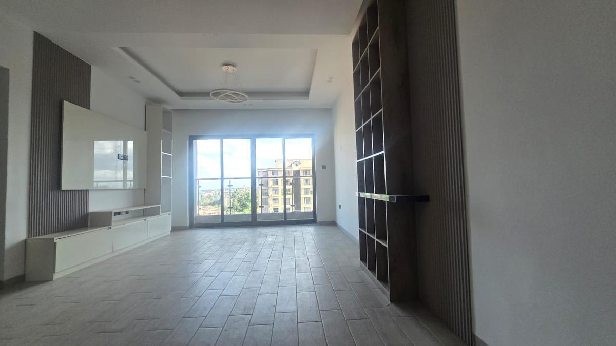 2 Bed Apartment with En Suite in Lavington - 11