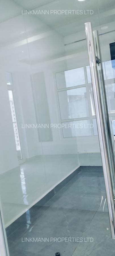 1,078 ft² Office with Service Charge Included in Westlands Area - 11