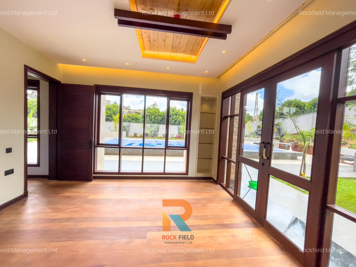 4 Bed House with En Suite in Runda - 10