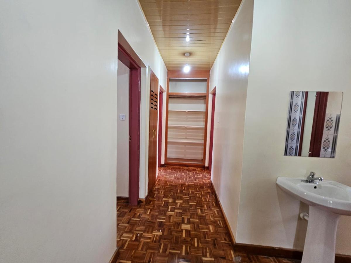 4 Bed House with En Suite in Loresho - 8