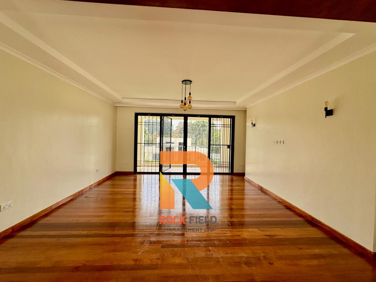5 Bed Townhouse with En Suite in Loresho - 11