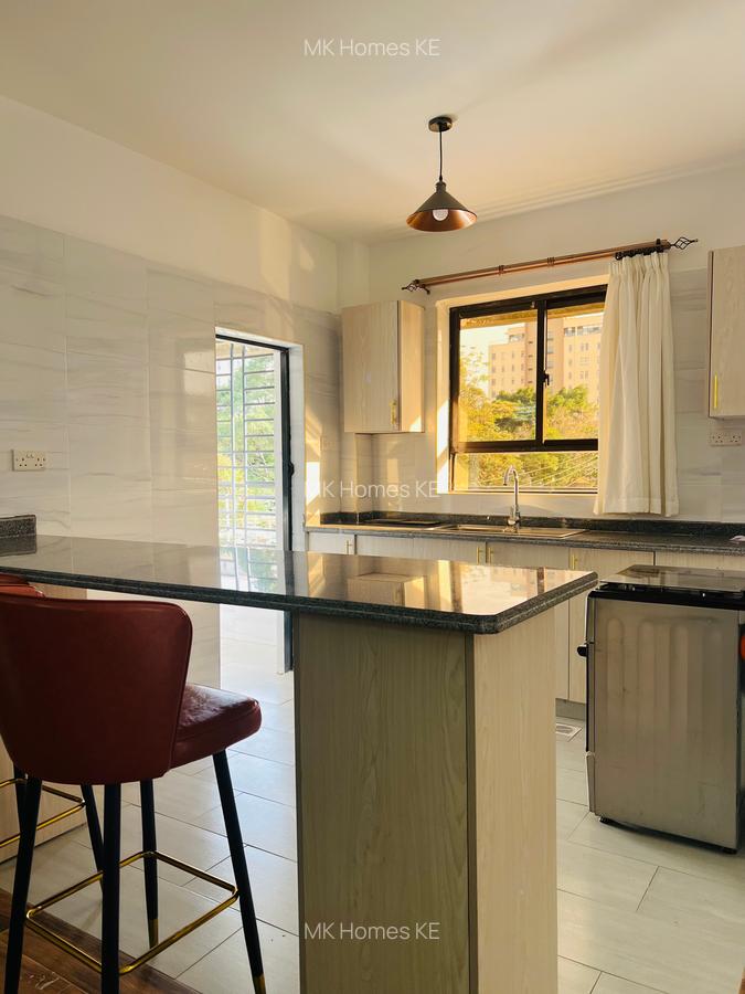 Studio Apartment with En Suite at Safari Park - 10