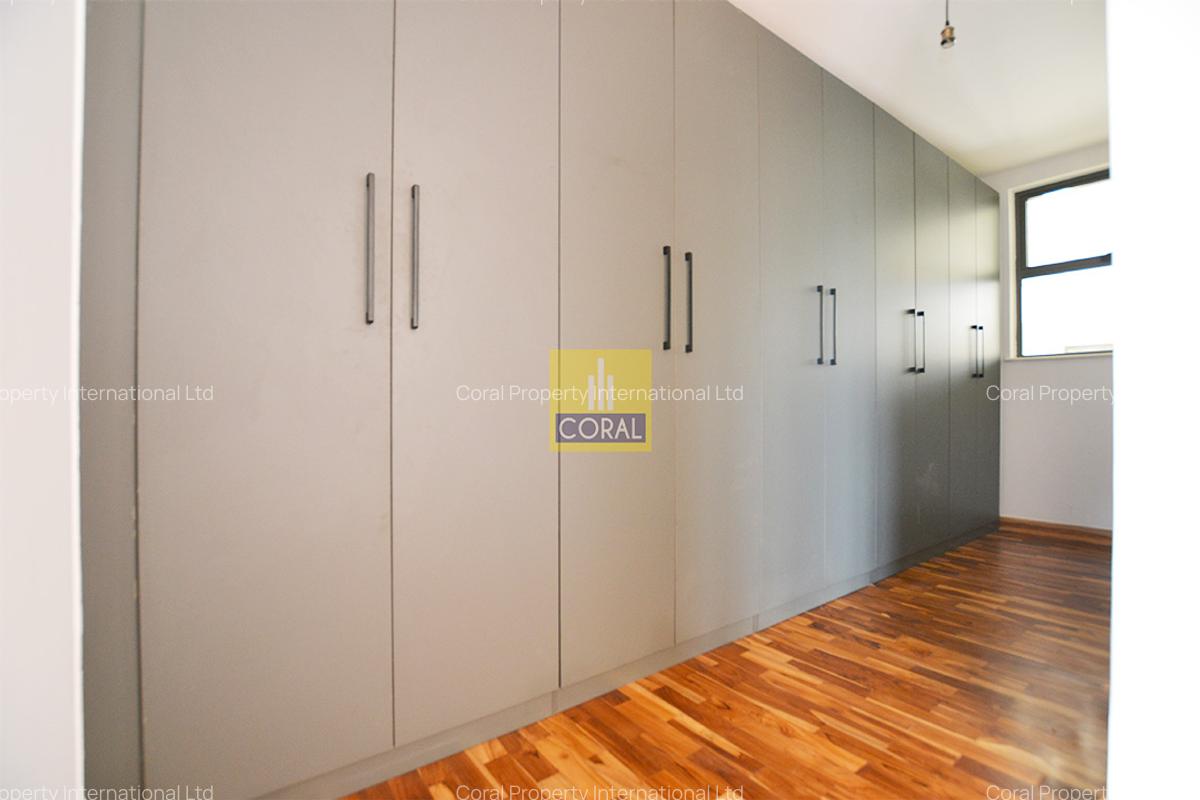 4 Bed Apartment with Backup Generator in Rosslyn - 16