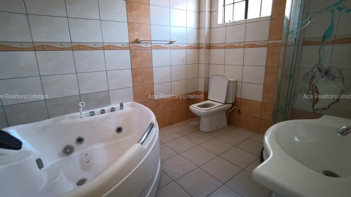 3 Bed Apartment with En Suite at Gatundu Road - 15