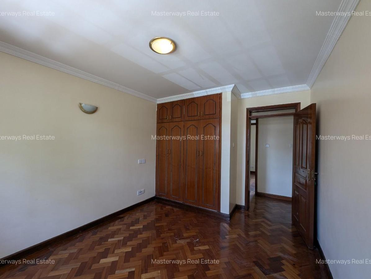 3 Bed Apartment with En Suite in Kilimani - 13