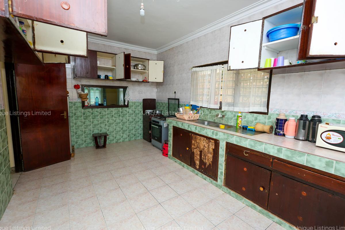 4 Bed House with Staff Quarters in Nyali Area - 6