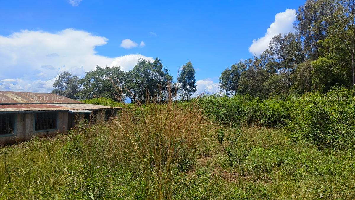 607 ac Land at Makuyu - 2