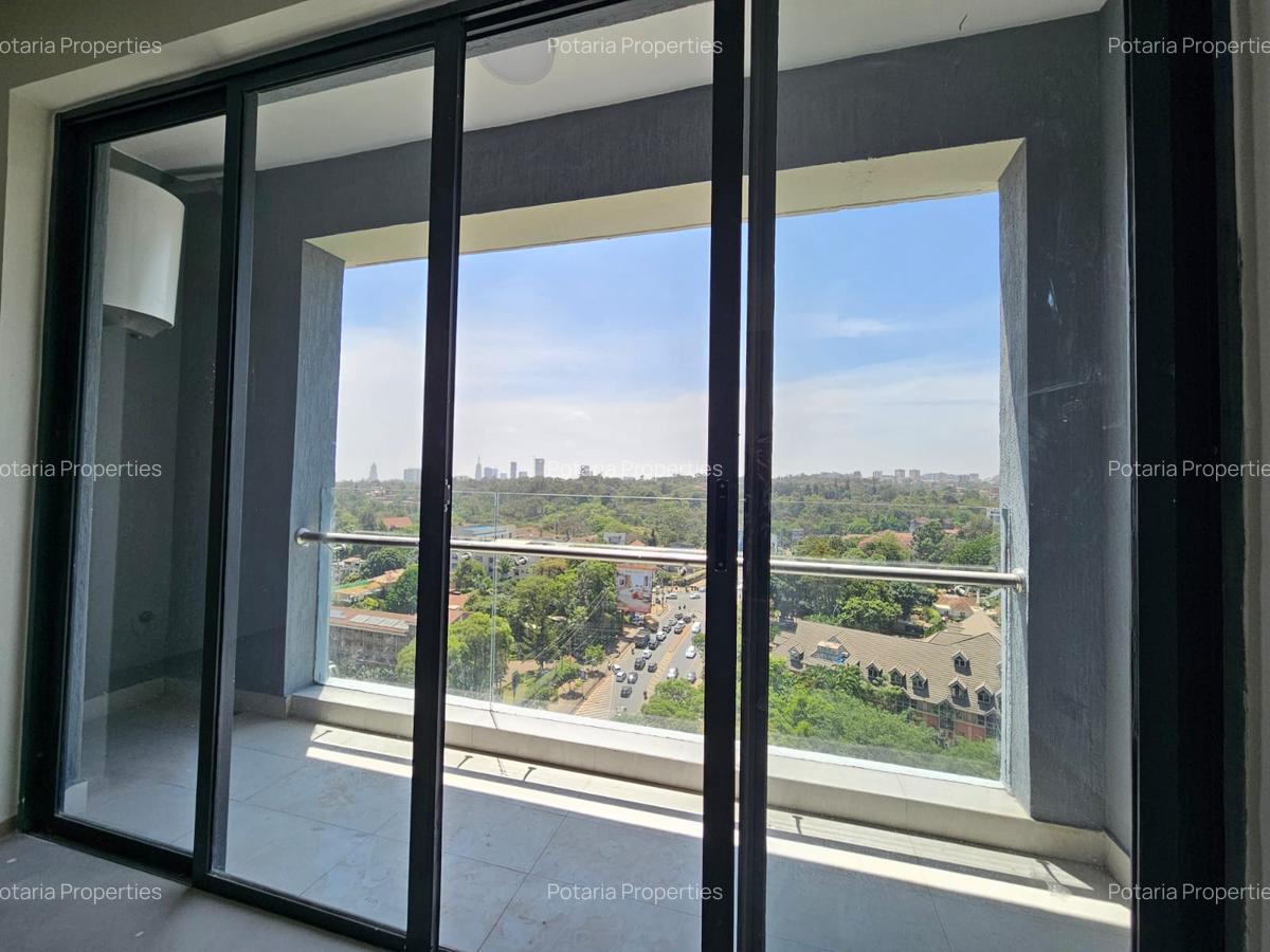 2 Bed Apartment with En Suite in Westlands Area - 4