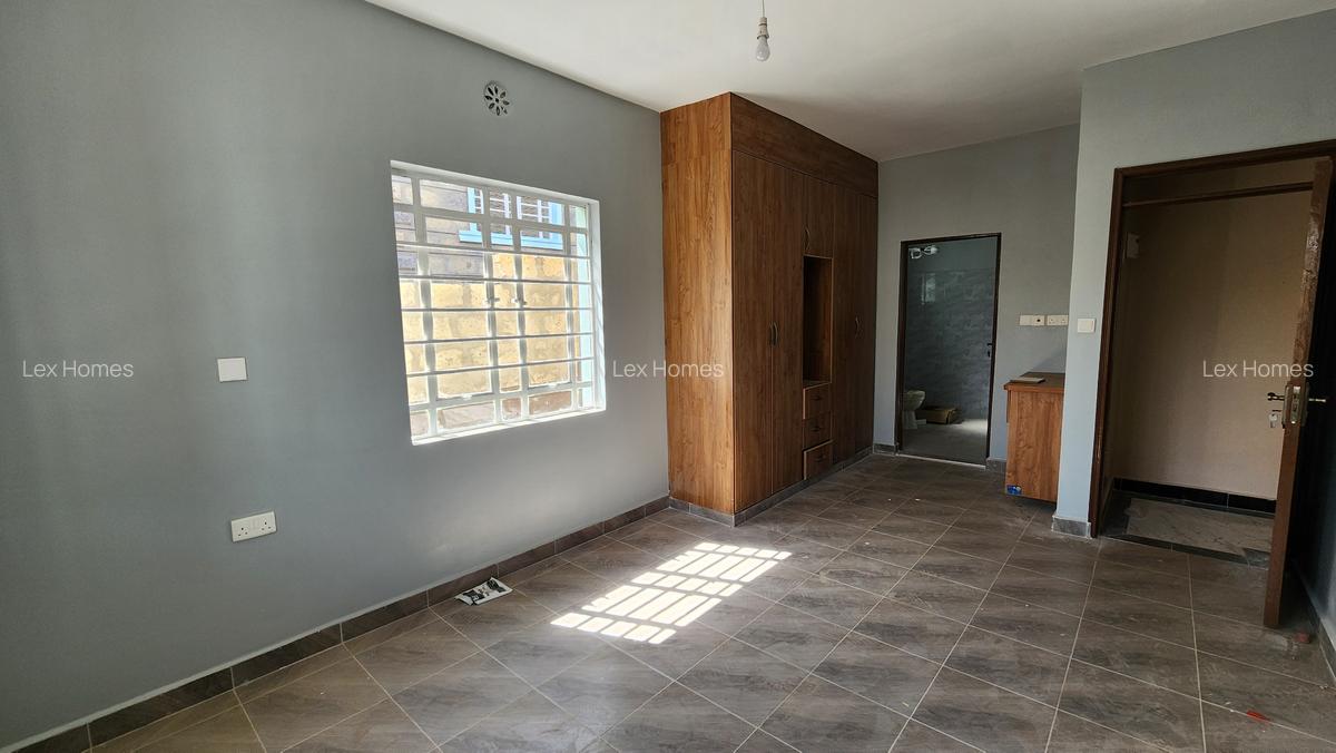 4 Bed House with En Suite at Forest Line Road - 15