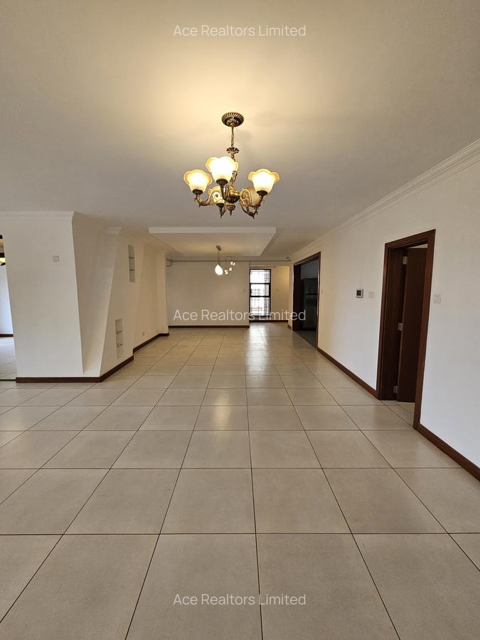 4 Bed Apartment with En Suite at Spring Valley - 3