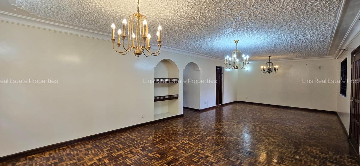 4 Bed Townhouse with En Suite in Lavington - 14