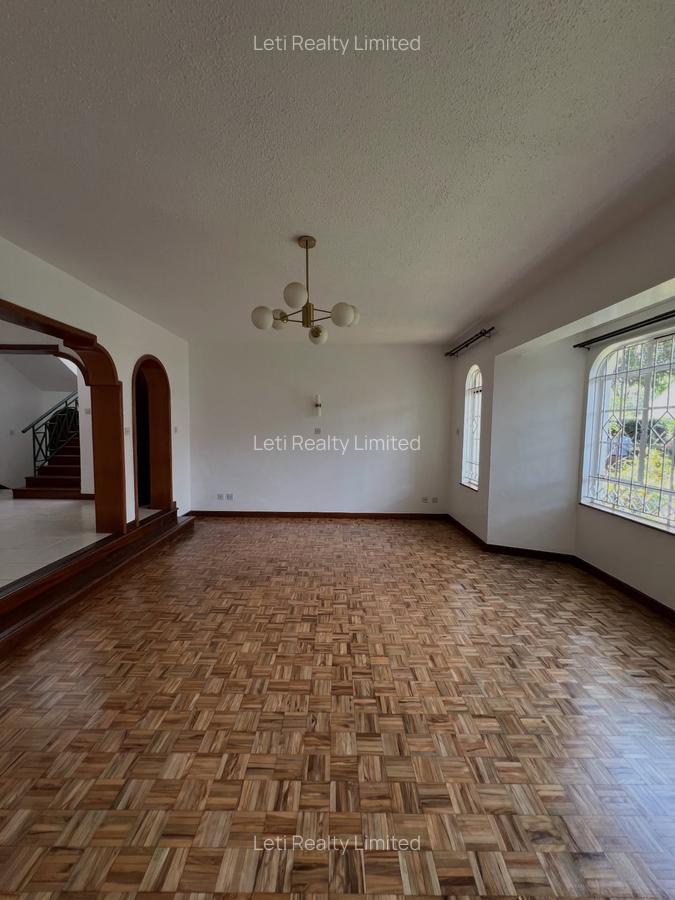 4 Bed Townhouse with En Suite in Lavington - 8