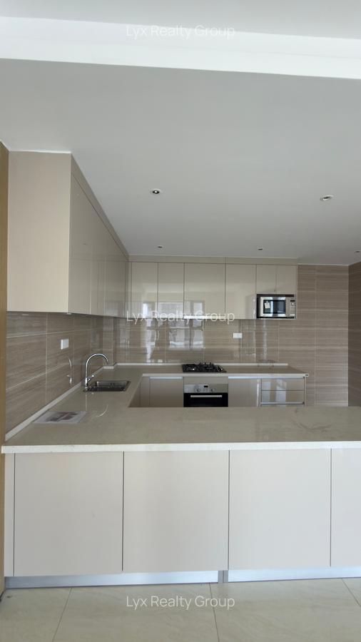 2 Bed Apartment with En Suite in Westlands Area - 3
