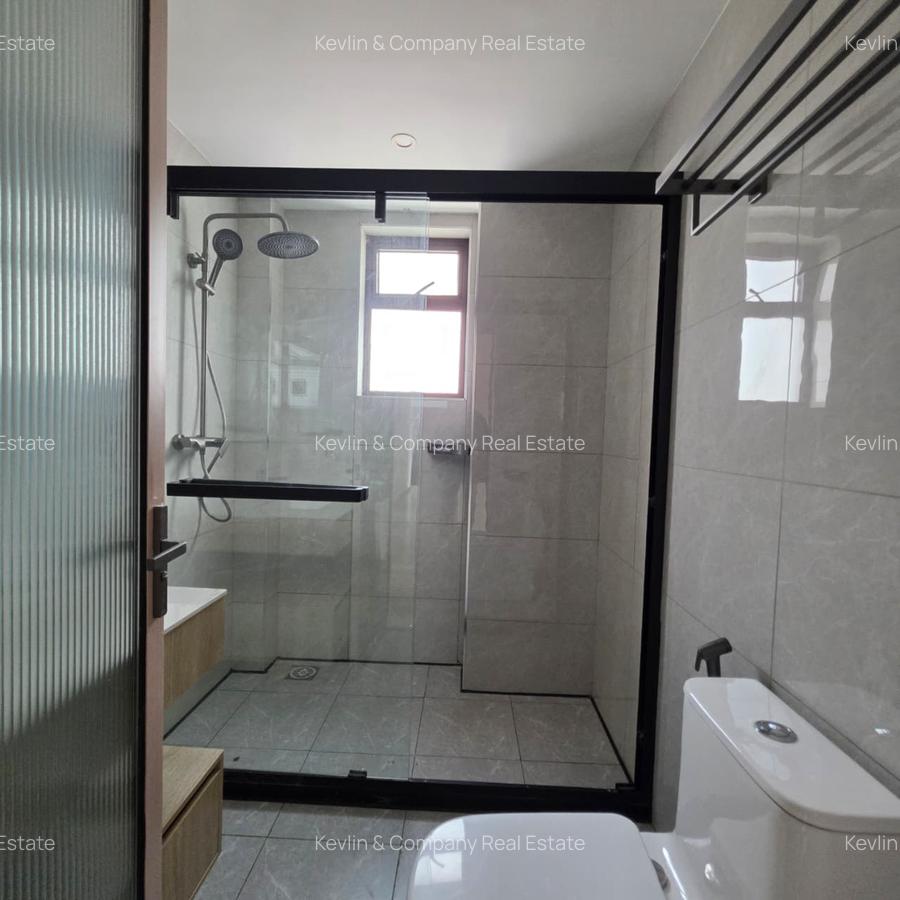 3 Bed Apartment with En Suite in Riverside - 14